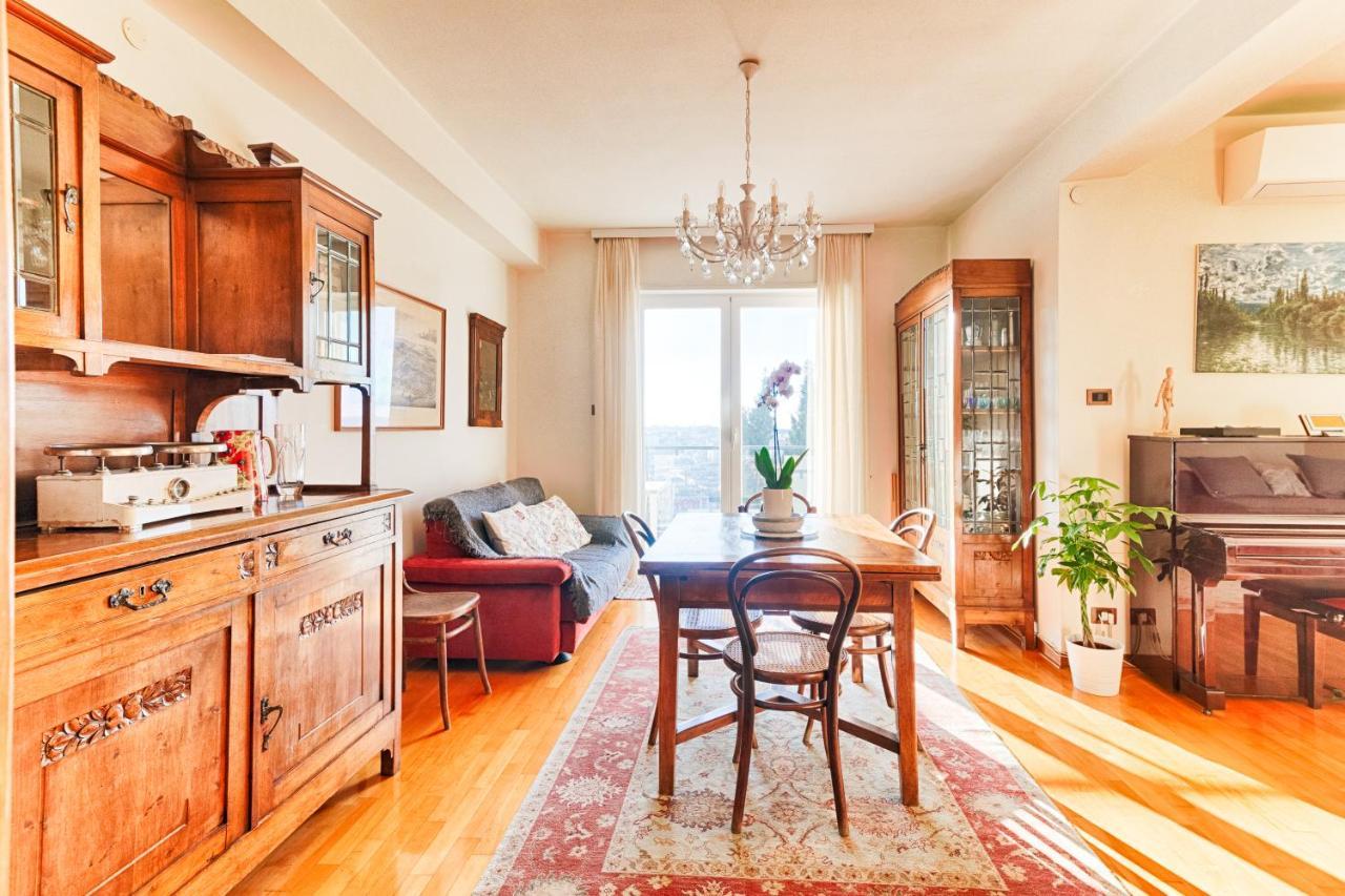 Ressmann 1 - 10 Min From Teatro Rossetti Apartment Trieste Luaran gambar