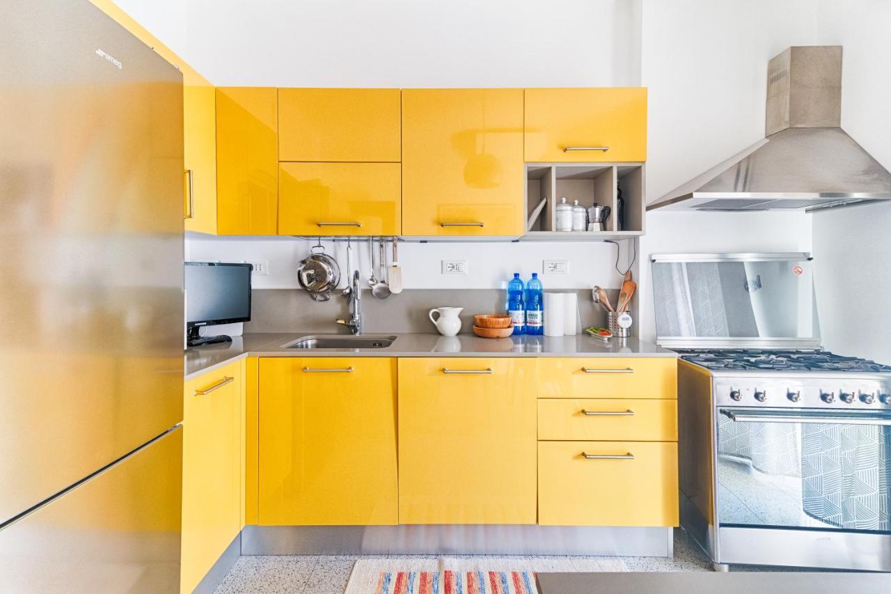 Ressmann 1 - 10 Min From Teatro Rossetti Apartment Trieste Luaran gambar