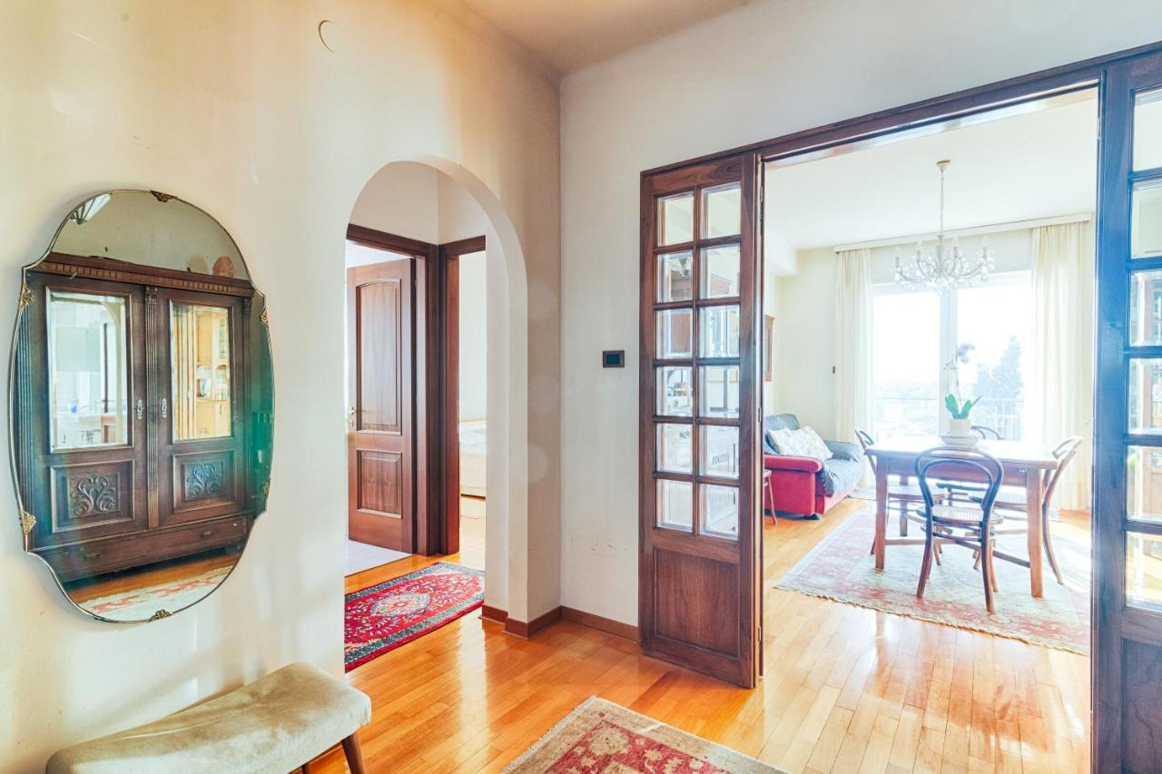 Ressmann 1 - 10 Min From Teatro Rossetti Apartment Trieste Luaran gambar