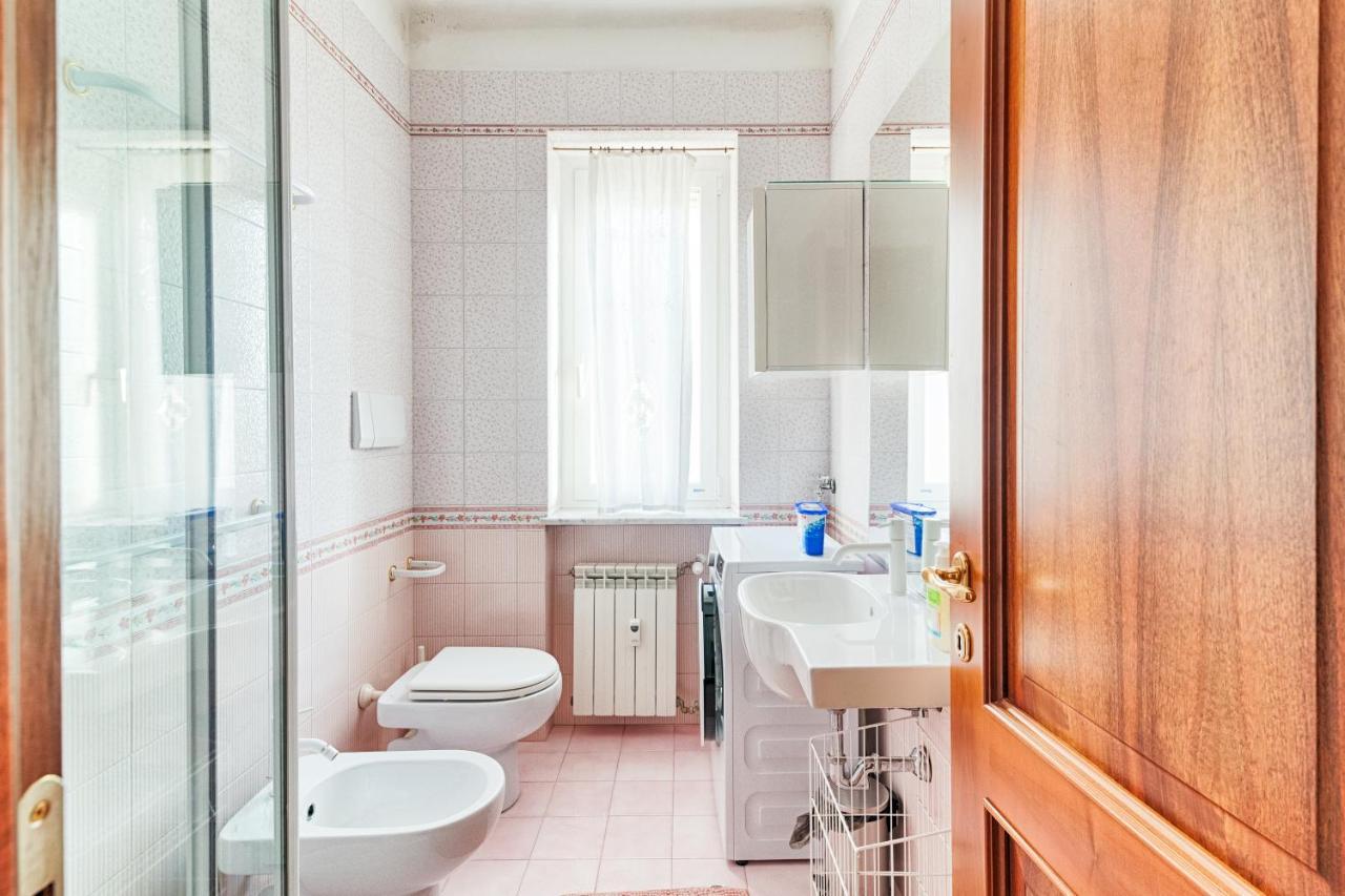 Ressmann 1 - 10 Min From Teatro Rossetti Apartment Trieste Luaran gambar