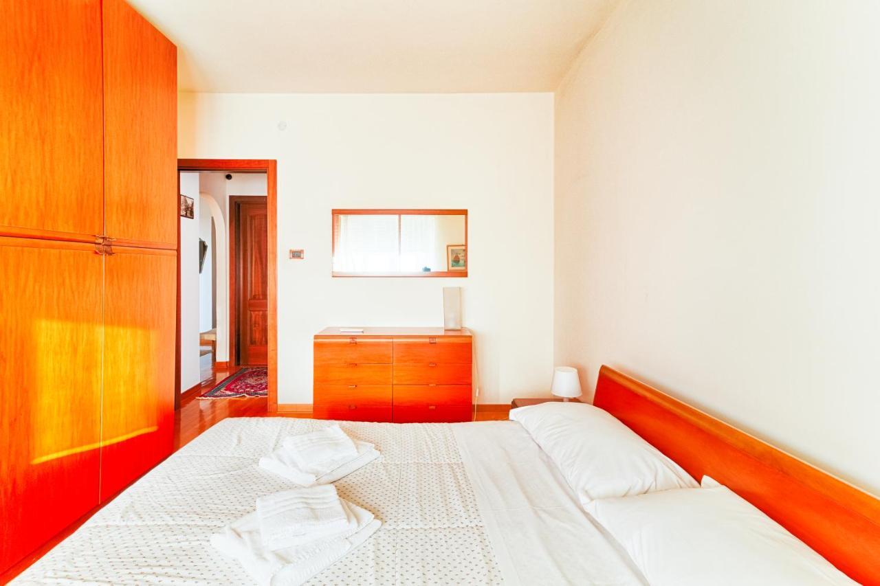 Ressmann 1 - 10 Min From Teatro Rossetti Apartment Trieste Luaran gambar